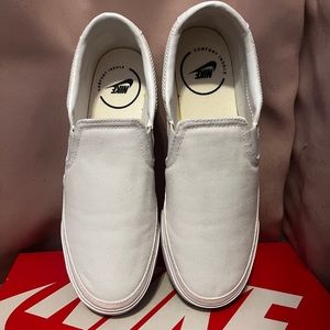 Nike court legacy 10